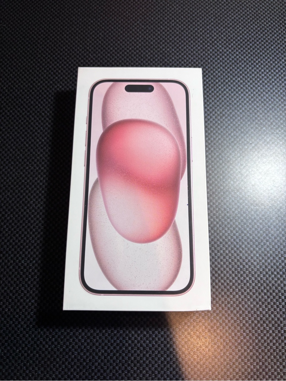Apple iPhone 15 in Pink - Just the Box